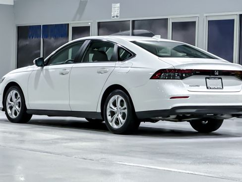Used 2024 Honda Accord LX image 3