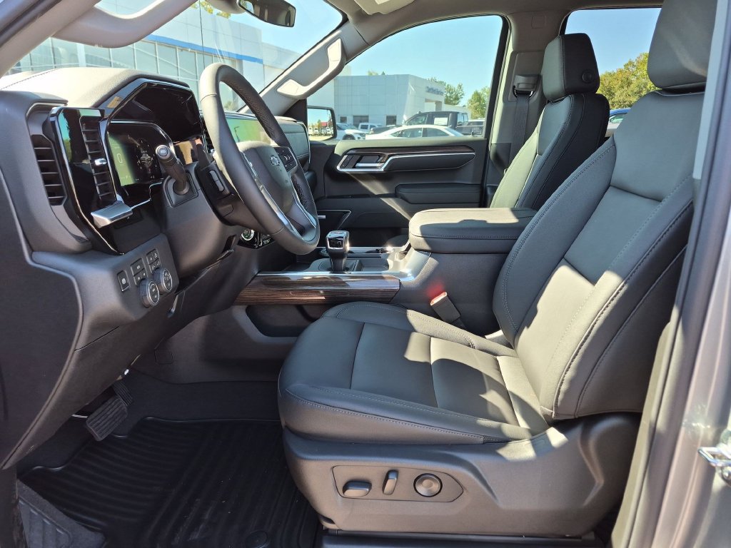 New 2026 Chevrolet Silverado 1500 RST w/ All Star Edition Plus AWD/4WD image 15