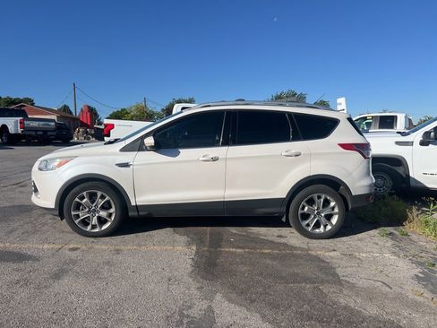 Used 2014 Ford Escape Titanium FWD image 3