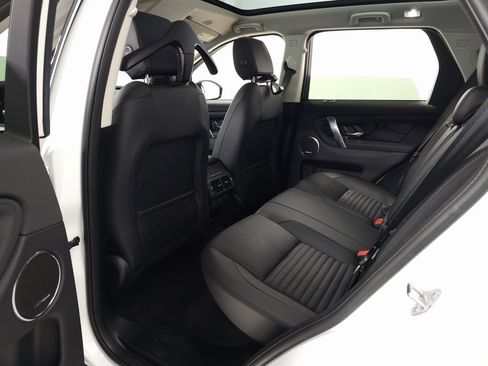 Certified 2025 Land Rover Discovery Sport S image 38