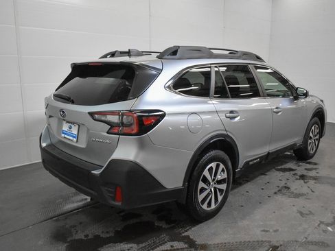 Used 2020 Subaru Outback Premium w/ Popular Package #1 image 5