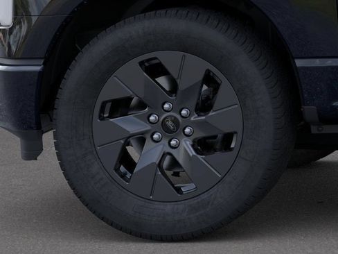 New 2025 Ford F150 Lightning Flash AWD/4WD image 35