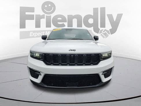 New 2025 Jeep Grand Cherokee Limited w/ Luxury Tech Group II image 8