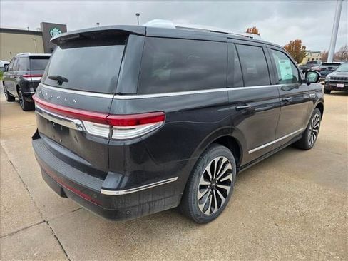 New 2024 Lincoln Navigator Reserve image 4