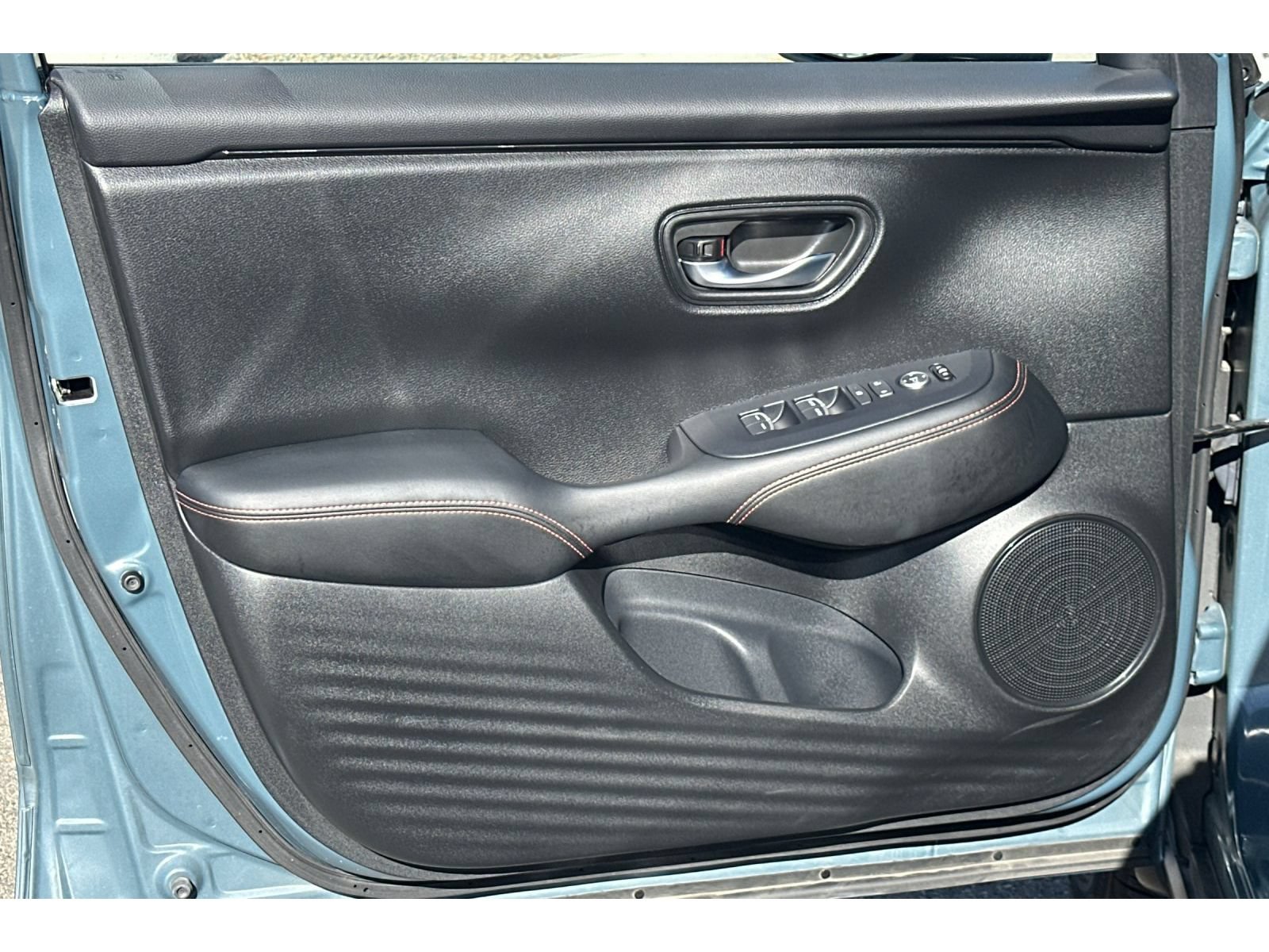 Used 2024 Honda HR-V Sport image 11
