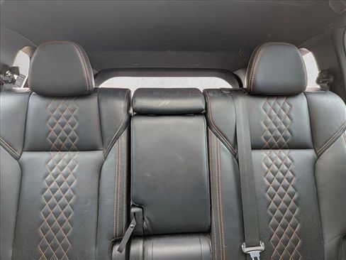 Used 2023 Mitsubishi Outlander SEL image 16