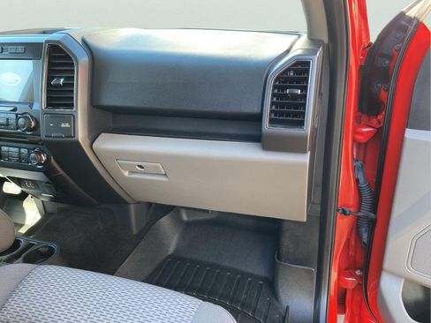 Used 2017 Ford F150 XLT w/ Equipment Group 302A Luxury AWD/4WD image 33