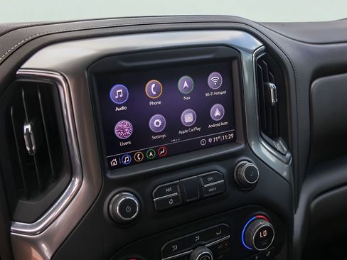 Used 2020 Chevrolet Silverado 1500 LTZ w/ LTZ Premium Package image 18