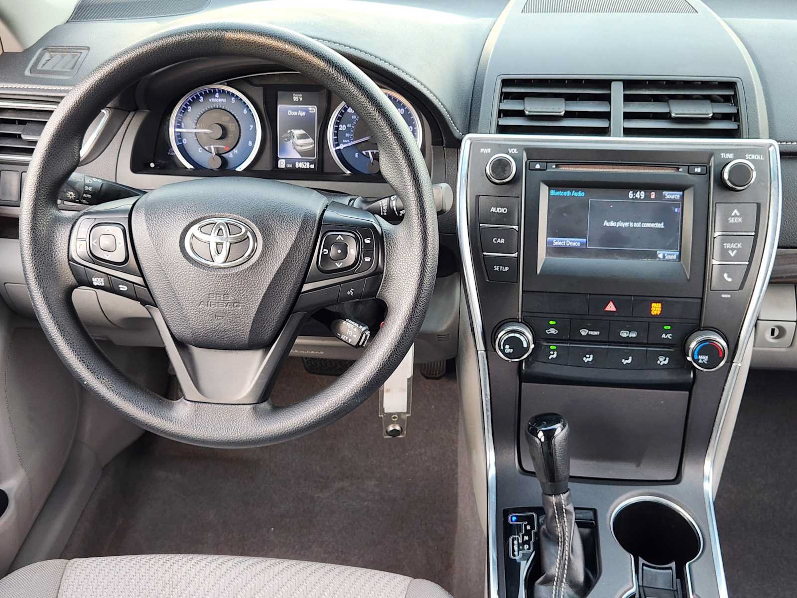 Used 2016 Toyota Camry LE FWD image 24