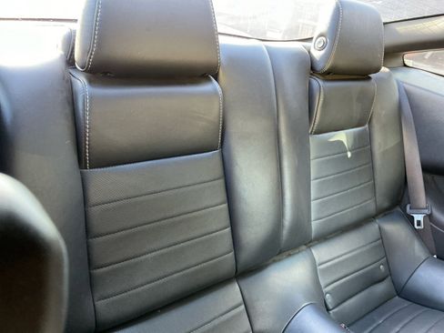 Used 2013 Ford Mustang Premium image 18