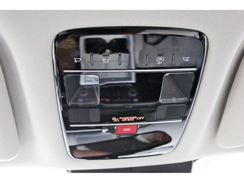 Certified 2025 Hyundai Santa Fe SEL FWD image 23