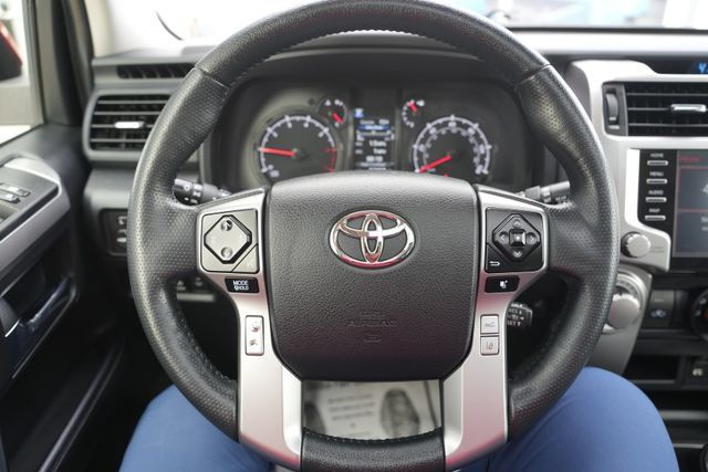 Used 2024 Toyota 4Runner SR5 Premium w/ Moonroof Package AWD/4WD image 27