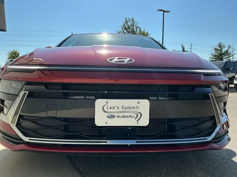 Used 2024 Hyundai Sonata SEL AWD/4WD image 15