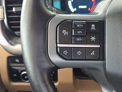 Used 2024 Ford F250 Lariat w/ Lariat Ultimate Package AWD/4WD image 28