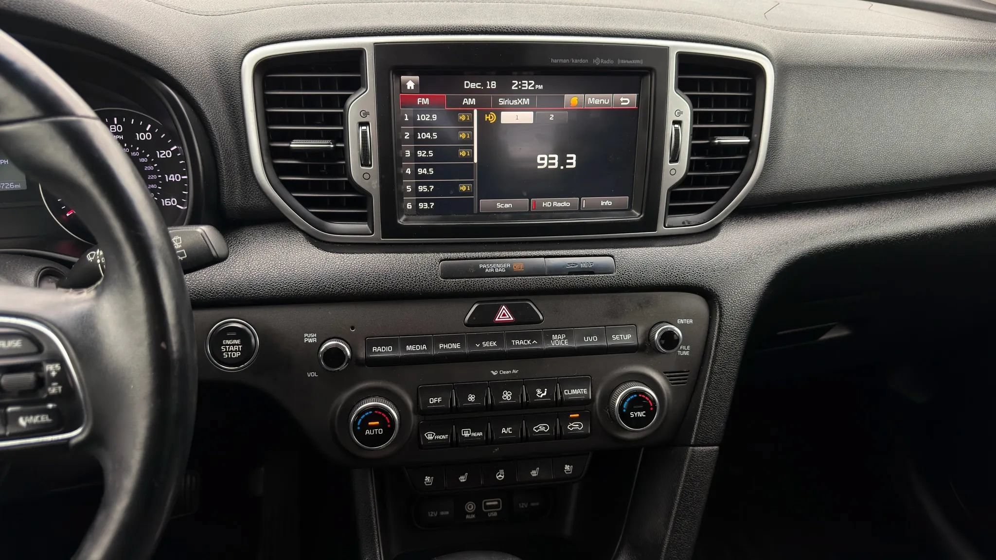 Used 2017 Kia Sportage EX w/ EX Technology Package AWD/4WD image 17