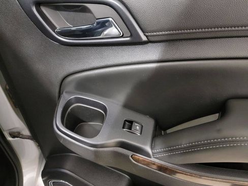 Used 2015 Chevrolet Tahoe LT image 19