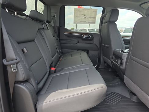 New 2026 Chevrolet Silverado 1500 RST w/ Dark Appearance Package AWD/4WD image 14