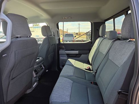 New 2026 Ford F250 XLT w/ XLT Premium Package AWD/4WD image 17