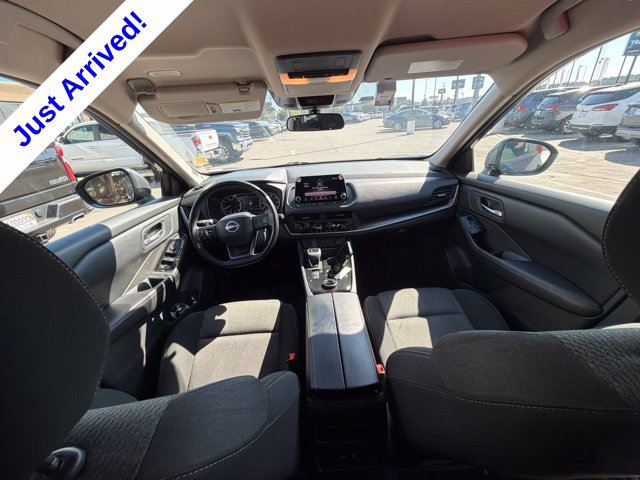 Used 2025 Nissan Rogue SV AWD/4WD image 33