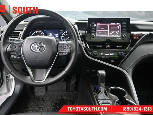 Used 2023 Toyota Camry SE w/ Convenience Package AWD/4WD image 11