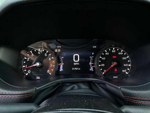 Used 2025 Jeep Compass Trailhawk AWD/4WD image 38