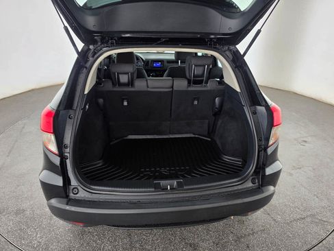Used 2022 Honda HR-V LX image 14