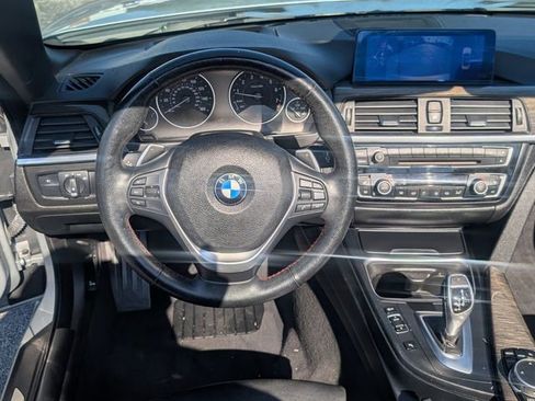 Used 2015 BMW 428i xDrive Convertible AWD/4WD image 10