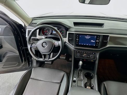Used 2018 Volkswagen Atlas SE FWD image 19