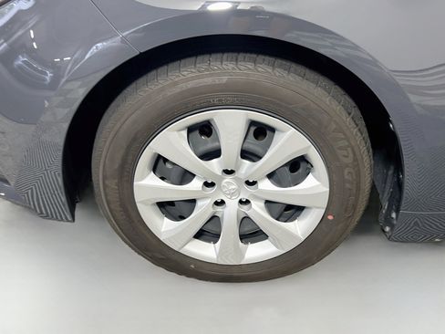 Used 2025 Toyota Corolla LE FWD image 14