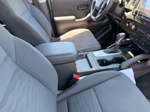 Used 2022 Nissan Frontier S w/ Technology Package AWD/4WD image 10