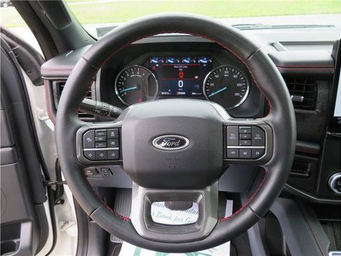 Used 2024 Ford Expedition Max Limited AWD/4WD image 11