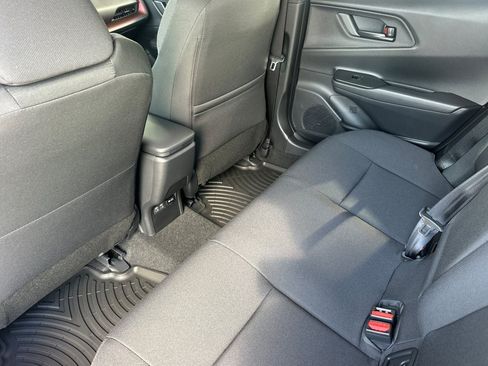 New 2027 Toyota Prius Plug-In Hybrid FWD image 19