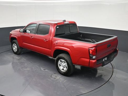 Used 2022 Toyota Tacoma SR w/ SR Convenience Package RWD image 21