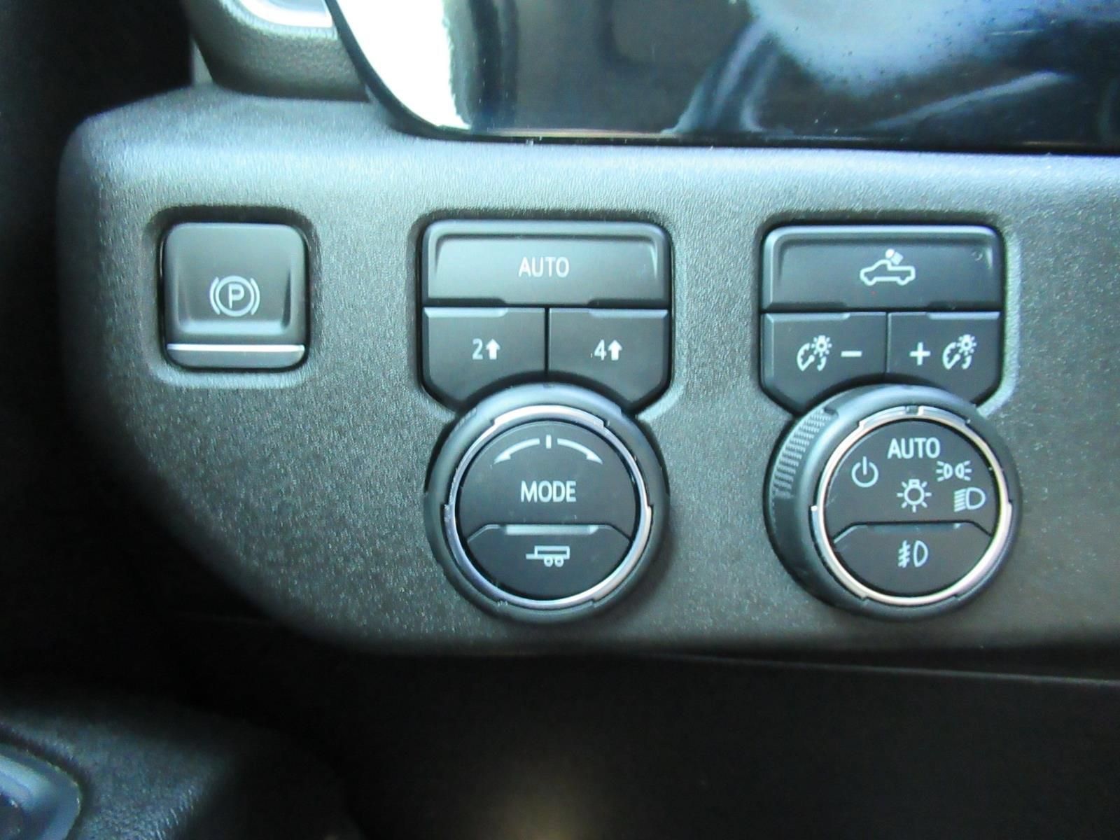Used 2024 Chevrolet Silverado 1500 RST w/ Protection Package AWD/4WD image 24