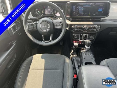 Used 2025 Jeep Wrangler Unlimited Sport S 4xe AWD/4WD image 15
