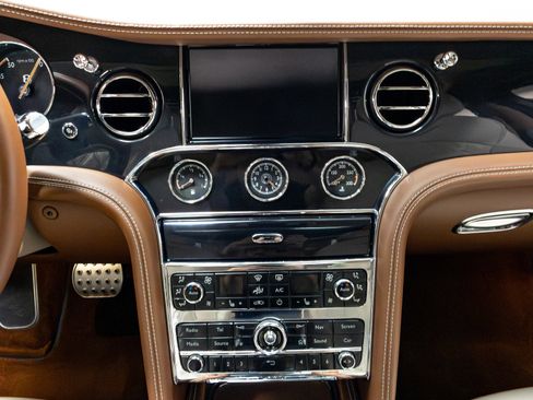 Used 2017 Bentley Mulsanne Speed RWD image 43