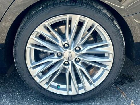 Used 2021 Cadillac CT4 Premium Luxury RWD image 31