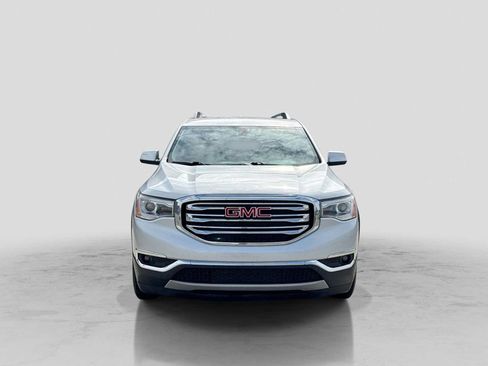 Used 2017 GMC Acadia SLE w/ LPO, Floor Liner Package AWD/4WD image 9