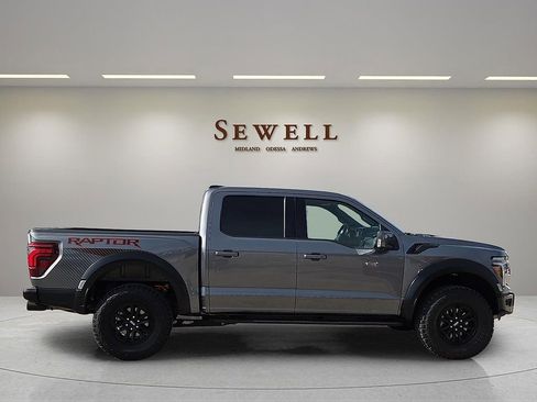Used 2025 Ford F150 Raptor AWD/4WD image 5