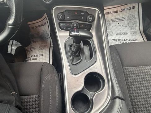 Used 2019 Dodge Challenger SXT w/ Blacktop Package image 19