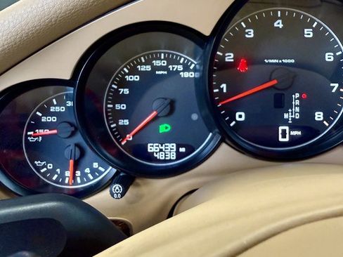 Used 2011 Porsche Panamera image 19