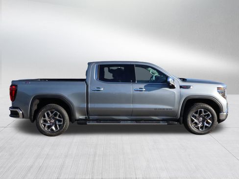 New 2026 GMC Sierra 1500 SLT image 8