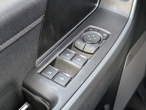 Used 2022 Ford F150 Lariat w/ Equipment Group 501A Mid image 25