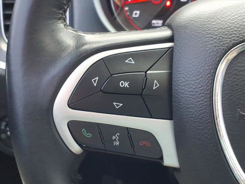 Used 2017 Dodge Charger SXT w/ Premium Group image 19