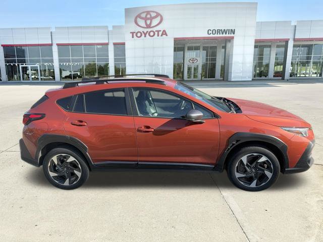 Used 2024 Subaru Crosstrek 2.5i Limited w/ Crosstrek Mirror Package AWD/4WD image 4