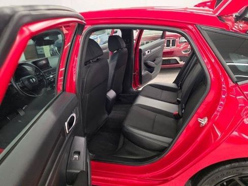 Used 2023 Honda Civic Sport image 10