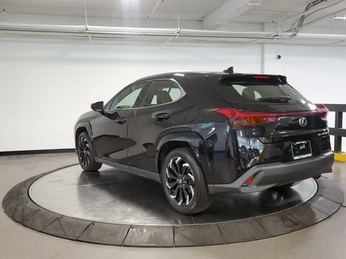 Used 2023 Lexus UX 250h AWD w/ Premium Package image 7