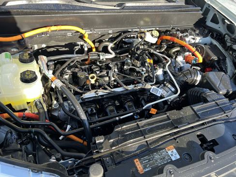 Used 2024 Ford Maverick XL image 25