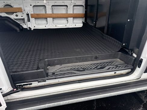 Used 2024 Ford Transit 250 Low Roof w/ Exterior Upgrade Package image 19