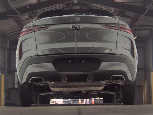 Certified 2025 INFINITI QX55 Luxe AWD/4WD image 4